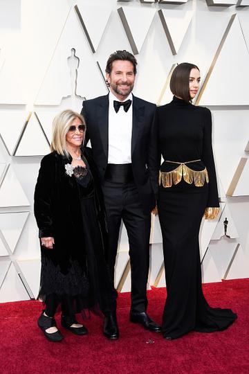 (L-R) Gloria Campano,  Bradley Cooper, and Irina Shayk attend the 91st Annual Academy Awards on February 24, 2019 in Hollywood, California. (Photo by Frazer Harrison/Getty Images)