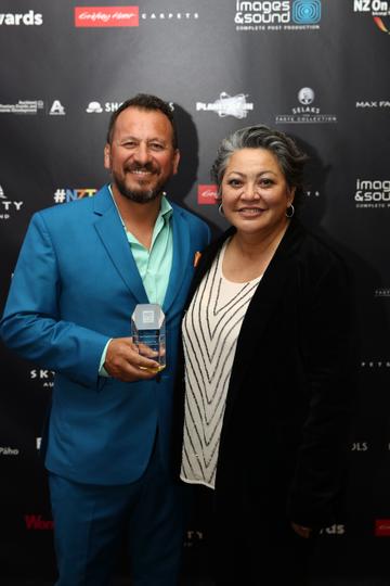 Julian Arahanga and Maramena Roderick with the award for Best Reality Series during the NZ TV Awards at Sky City on November 30, 2017 in Auckland, New Zealand.  (Photo by Phil Walter/Getty Images)