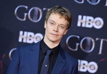 British actor Alfie Allen arrives for the "Game of Thrones" eighth and final season premiere at Radio City Music Hall on April 3, 2019 in New York city. (Photo by Angela Weiss / AFP)        (Photo credit should read ANGELA WEISS/AFP/Getty Images)