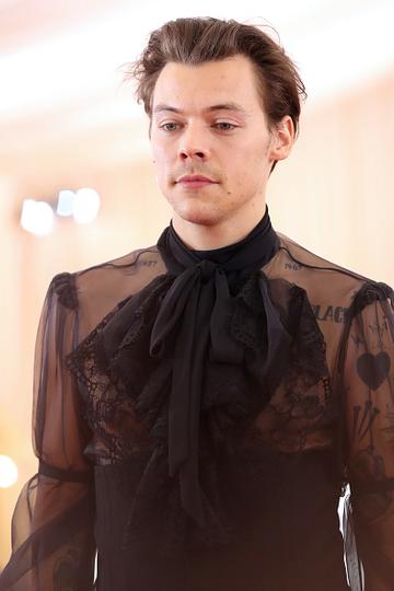 Harry Styles attends The 2019 Met Gala Celebrating Camp: Notes on Fashion at Metropolitan Museum of Art on May 06, 2019 in New York City. (Photo by Kevin Tachman/MG19/Getty Images)