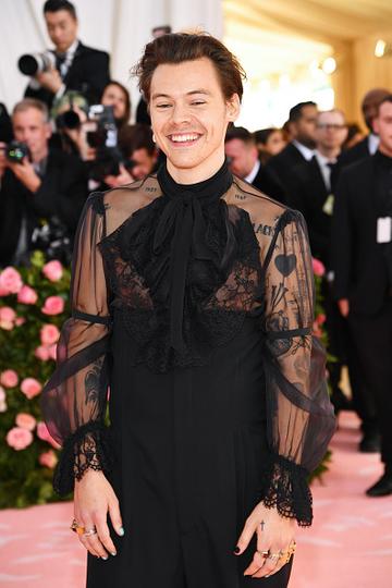 Harry Styles attends The 2019 Met Gala Celebrating Camp: Notes on Fashion at Metropolitan Museum of Art on May 06, 2019 in New York City. (Photo by Dimitrios Kambouris/Getty Images for The Met Museum/Vogue)