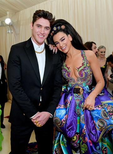 Isaac Carew and Dua Lipa attend The 2019 Met Gala Celebrating Camp: Notes on Fashion at Metropolitan Museum of Art on May 06, 2019 in New York City. (Photo by Mike Coppola/MG19/Getty Images for The Met Museum/Vogue )