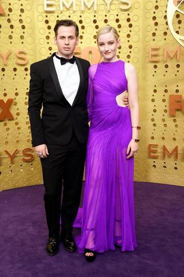 LOS ANGELES, CALIFORNIA - SEPTEMBER 22: (L-R) Mark Foster and Julia Garner attend the 71st Emmy Awards at Microsoft Theater on September 22, 2019 in Los Angeles, California. (Photo by Frazer Harrison/Getty Images)