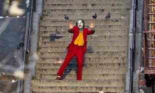 Tourists are flocking to the 'Joker' steps in New York, and locals aren't happy about it Tourists are flocking to the 'Joker' steps in New York, and locals aren't happy about it