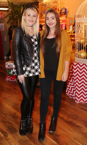 Leanne and Tracy Quinn pictured at the Aldi Amazing Christmas Showcase 2019. Photograph: Leon Farrell / Photocall Ireland
