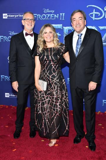 (L-R) Chris Buck, Jennifer Lee, Chief creative officer of Walt Disney Animation Studios and Peter Del Vecho attend the premiere of Disney's "Frozen 2" at Dolby Theatre on November 07, 2019 in Hollywood, California. (Photo by Amy Sussman/Getty Images)