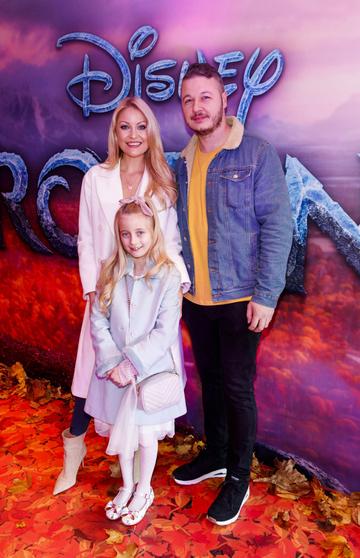 Kerri Nicole Blanc and Keith Malone with daughter Kayla pictured at the special preview screening of Disney’s “Frozen 2” at the Light House Cinema, Dublin. 
Picture Andres Poveda
