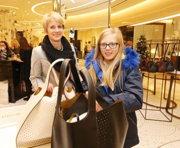 26/12/2019  Brown Thomas Sale. Pictured are Annika and Marie age9 Weber from Dublin today (26th December 2019) at the highly anticipated Brown Thomas Sale.

Photo: Sasko Lazarov/Photocall Ireland