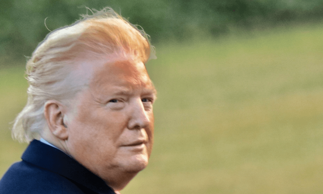 Yes That Viral Photo Of Trump s Very Visible Spray Tan Is Real yes-that-viral-photo-of-trump-s-very-visible-spray-tan-is-real