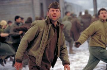 2002: American actor Bruce Willis as Colonel William McNamara in a scene from the film 'Hart's War', 2002.  (Photo by Murray Close/Getty Images)
