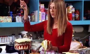 There's an official 'Friends' cookbook on the way (and yes, it has Rachel's trifle)