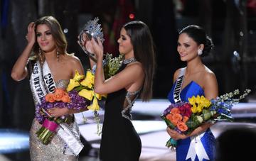 An honourable mention to Steve Harvey, who managed to announce the wrong winner of Miss Universe in 2015, leading to this awkward moment. 

He named Gutierrez Arevalo as the winner instead of Wurtzbach during the 2015 Miss Universe Pageant. 

(Photo by Ethan Miller/Getty Images)