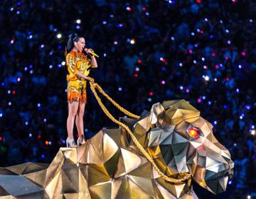 Recording artist Katy Perry performs onstage during the Pepsi Super Bowl XLIX Halftime Show at University of Phoenix Stadium on February 1, 2015 in Glendale, Arizona.  (Photo by Christopher Polk/Getty Images)