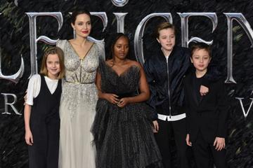 Vivienne Jolie-Pitt, Angelina Jolie, Zahara Jolie-Pitt, Shiloh Jolie-Pitt and Knox Leon Jolie-Pitt attend the Maleficent: Mistress of Evil European Premiere at the BFI IMAX Waterloo in London. (Photo by James Warren/SOPA Images/LightRocket via Getty Images)