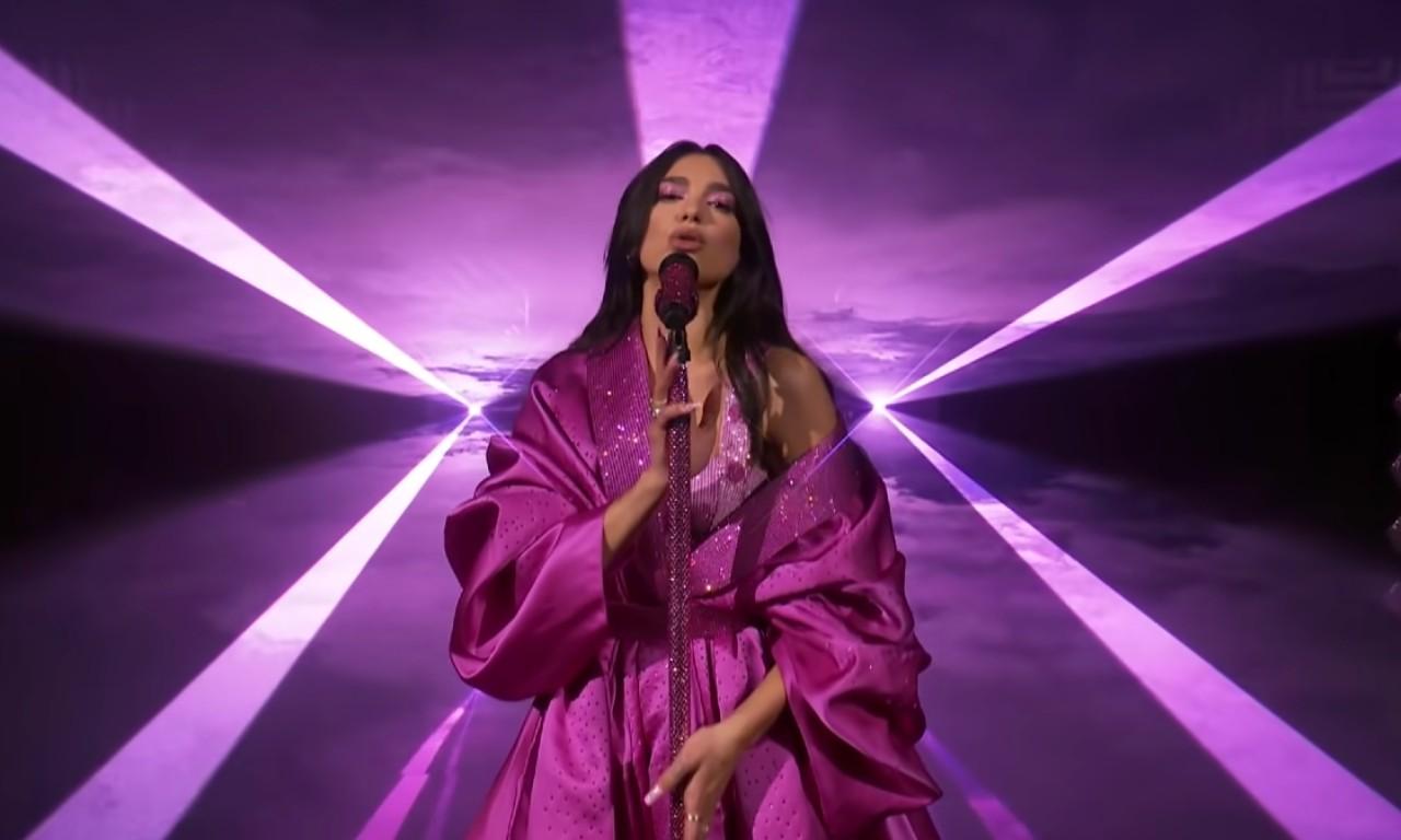 Dua Lipa - Levitating ft. DaBaby / Don't Start Now (Live at the GRAMMYs  2021) 