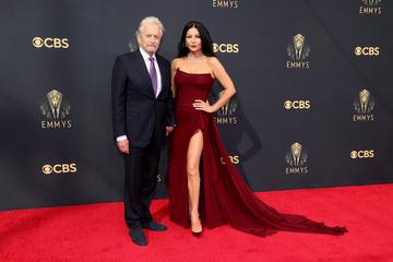 LOS ANGELES, CALIFORNIA - SEPTEMBER 19: (L-R) Michael Douglas and Catherine Zeta-Jones attend the 73rd Primetime Emmy Awards at L.A. LIVE on September 19, 2021 in Los Angeles, California. (Photo by Rich Fury/Getty Images)
