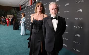 Giannina Facio and Ridley Scott wearing Gucci, attend the 10th Annual LACMA ART+FILM GALA honoring Amy Sherald, Kehinde Wiley, and Steven Spielberg presented by Gucci at Los Angeles County Museum of Art on November 06, 2021 in Los Angeles, California. (Photo by Presley Ann/Getty Images for LACMA)
