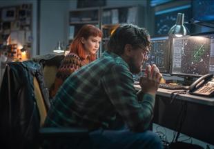 Leonardo DiCaprio, Jennifer Lawrence in Don