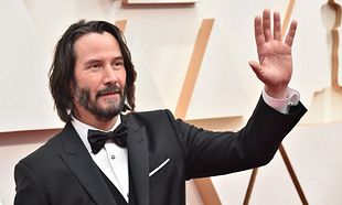 Chinese streaming services pull Keanu Reeves movies for his support of Tibet Chinese streaming services pull Keanu Reeves movies for his support of Tibet