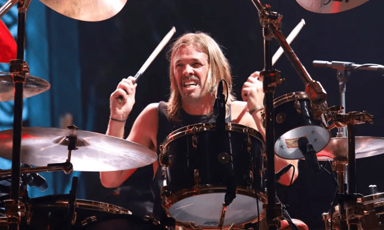 Tributes pour in for Foo Fighters drummer Taylor Hawkins