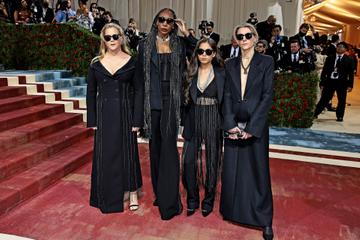 NEW YORK, NEW YORK - MAY 02: (L-R) Amy Schumer, Venus Williams, Xiye Bastida, and Gabriela Hearst attend The 2022 Met Gala Celebrating "In America: An Anthology of Fashion" at The Metropolitan Museum of Art on May 02, 2022 in New York City. (Photo by Dimitrios Kambouris/Getty Images for The Met Museum/Vogue)