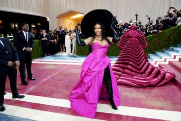 NEW YORK, NEW YORK - MAY 02: SZA attends The 2022 Met Gala Celebrating "In America: An Anthology of Fashion" at The Metropolitan Museum of Art on May 02, 2022 in New York City. (Photo by Jeff Kravitz/FilmMagic)