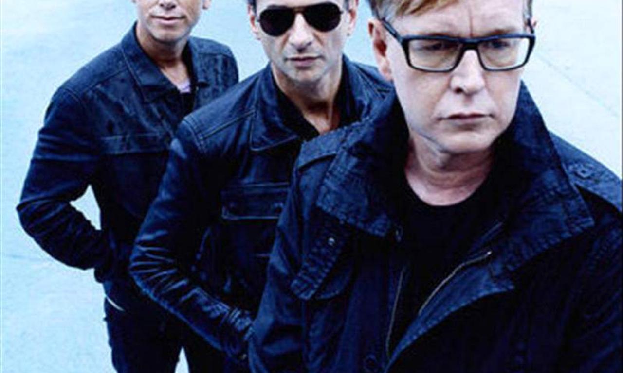 Depeche Mode keyboardist Andy Fletcher dies