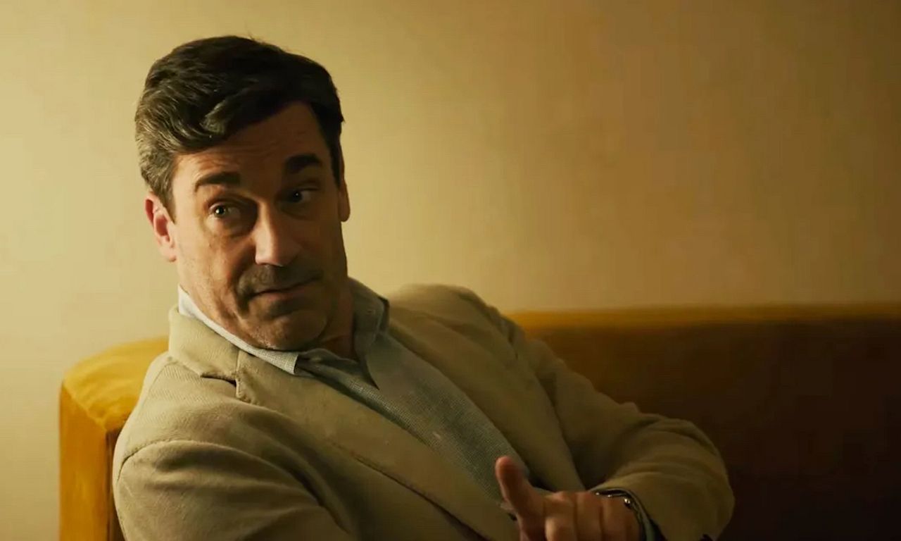 Like its star, 'Confess, Fletch' is full of slick, easy charm Cinema