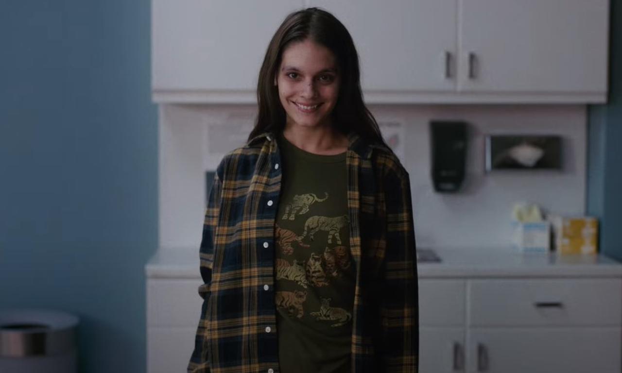 the-trailer-for-upcoming-horror-movie-smile-is-absolutely-terrifying