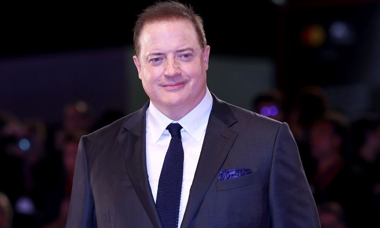 Brendan Fraser tears up after 'The Whale' gets 6-minute standing ovation