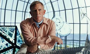 Daniel Craig's Benoit Blanc is now a queer icon Daniel Craig's Benoit Blanc is now a queer icon