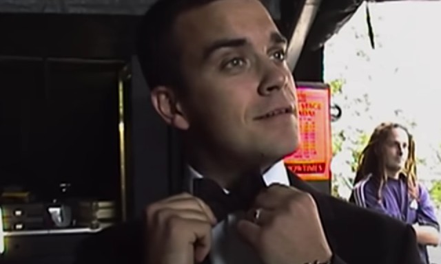 Here's The First Trailer For Netflix's Forthcoming Robbie Williams Docu ...