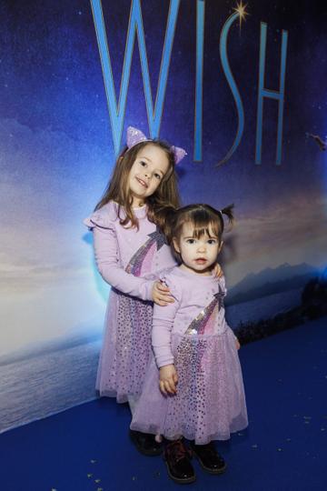 Allanah and Lucia Ahern pictured at the Family Premiere Screening of Disney’s Wish. In cinemas only from November 24 Picture Andres Poveda