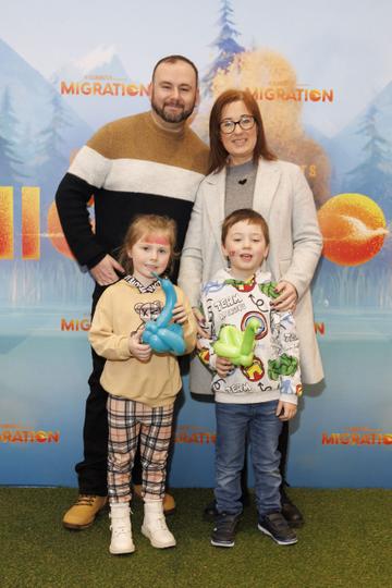 David Sweeney, Aishling Judge with Ellie Gibney (5) and Cian Sweeney (6) pictured with Gwen at the Irish premiere screening of Migration at Movies@ The Square. From Illumination, Migration is in cinemas from Friday February 2nd. Photo Andres Poveda